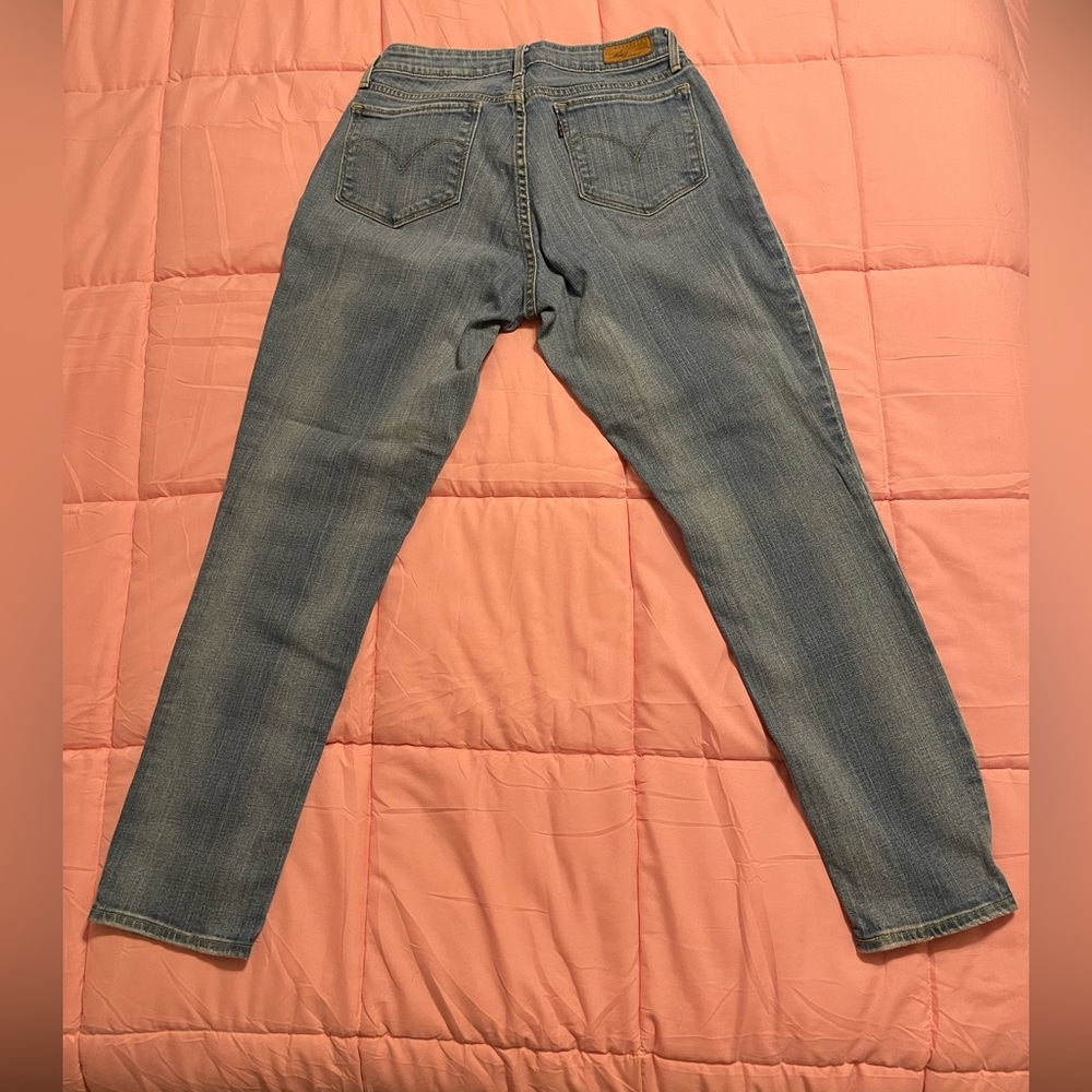 Levi's Curvy Skinny Jeans